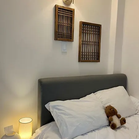 Room 303, 5 Minutes By Subway, Fully Equipped Private Room, Yeongdeungpo Times Square, Han River, Myeongdong, Hongdae 20 Minutes, Kocheok Dome, Ktx, Busan