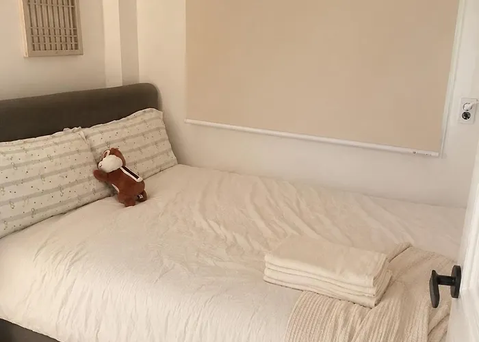 303, 5 Minutes By Subway, Fully Equipped Private Room, Yeongdeungpo Times Square, River, Myeongdong, Hongdae 20 Minutes, Kocheok Dome, Ktx, Busan Aparthotel